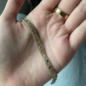 vintage 14k gold filled clasp bracelet